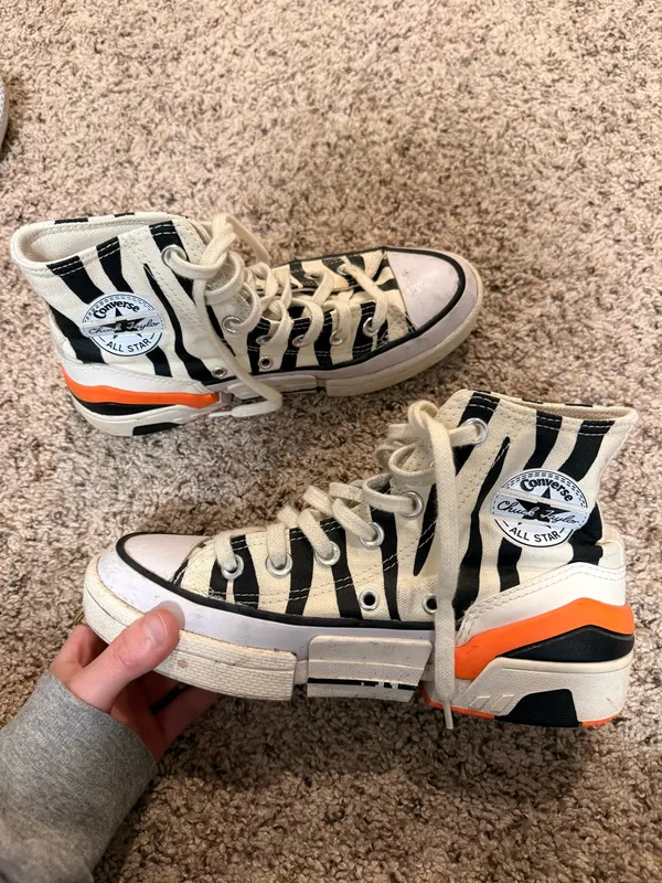 Converse High-Top Zebra Print - Image 3