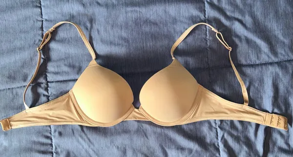 Victoria's Secret Mini Logo 32C Bombshell Push Up T-Shirt Bra - Image 4