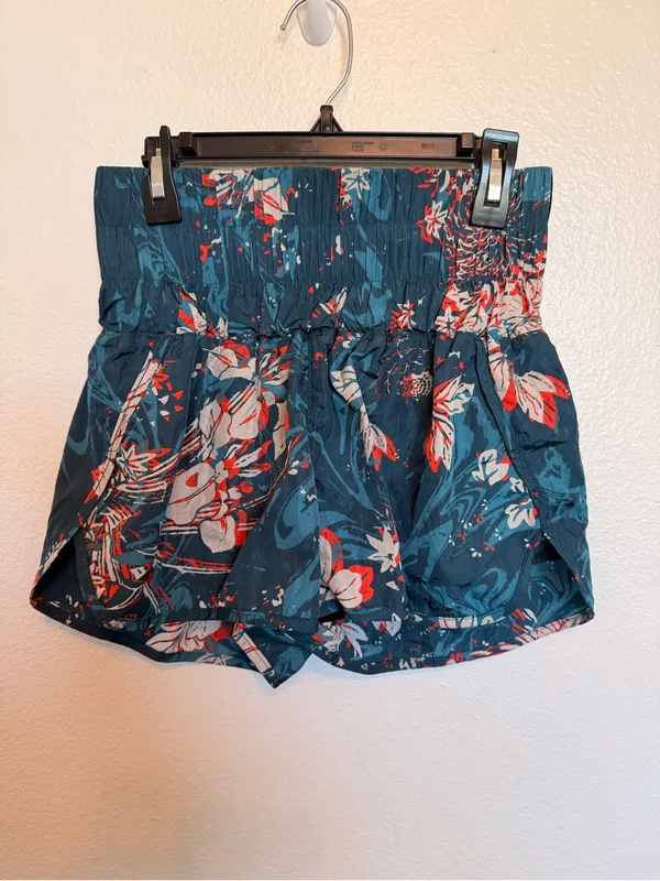 NWOT Free People Movement The Way Home Short XS - Image 2