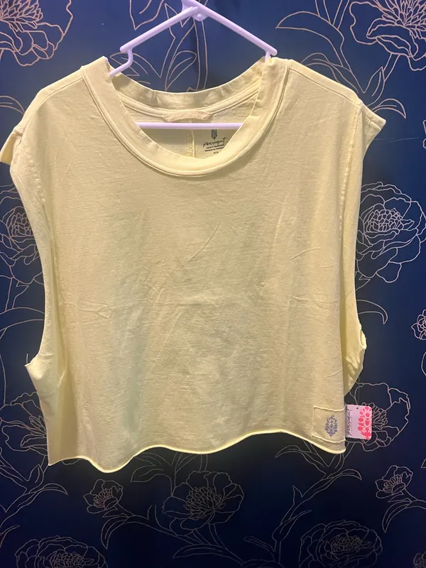 Free People Top- Neon Yellow - NWT- SZ M - Image 4