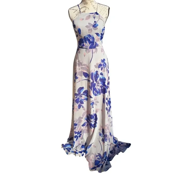 Lulus All I Need Floral Print Lace-Up Maxi‎ Dress in Grey Small - Image 4