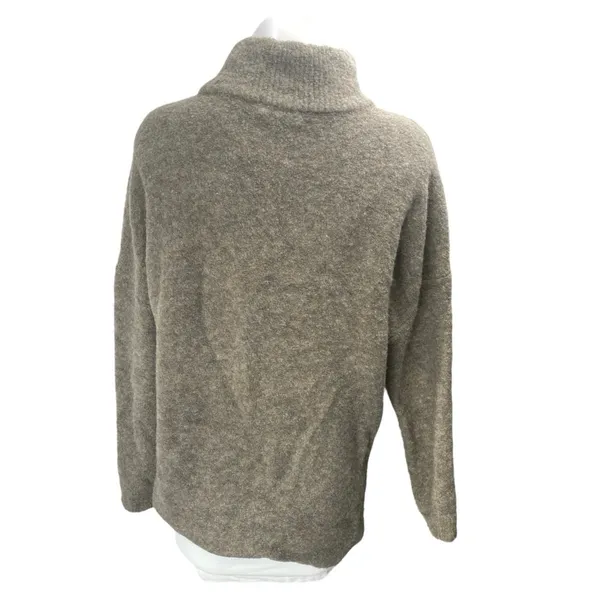 Abercrombie & Fitch Women's Gray Wool Turtleneck Long Sleeve Sweater Top Size M - Image 2
