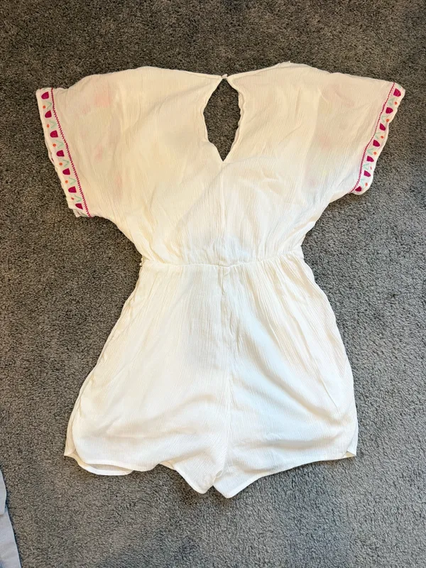 Jun & Ivy White Embroidered V-Neck Romper with Floral Trim - Image 4