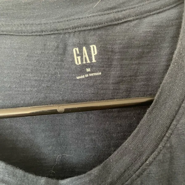 Gap dark blue top - Image 2