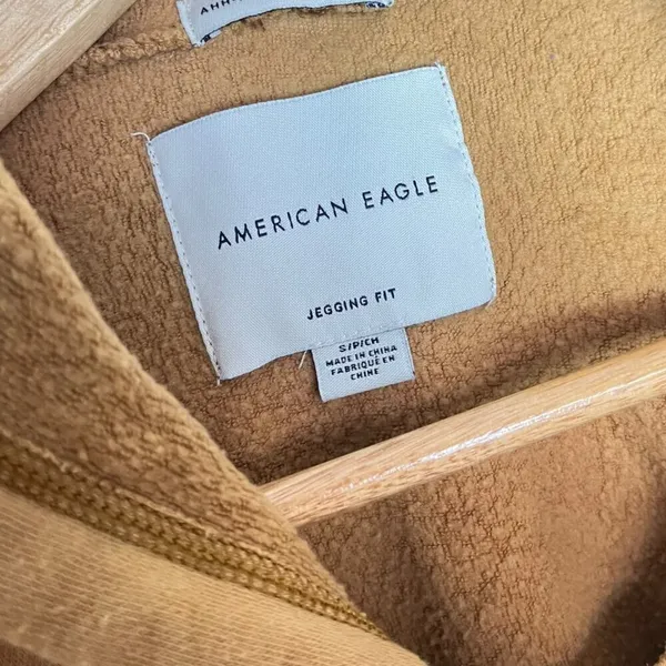 American Eagle Women's Small Hoodie Tan‎ Yellow Legging Fit Comfy Lounge Soft - Image 3