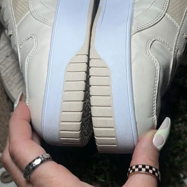 PUMA Carina Street Better Platform Sneakers Cream & White Casual‎ Comfy Leather - Image 8