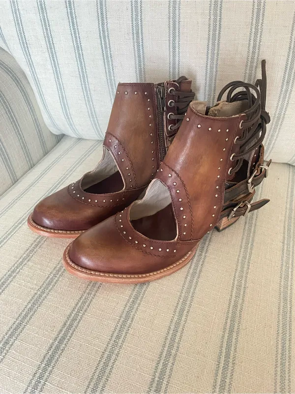 Freebird By Steven Desert Leather Buckle Cutout Studded Ankle Boots Size 8 - Image 2