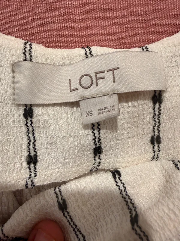 Loft Flowy Blouse Short Sleeve - Image 2