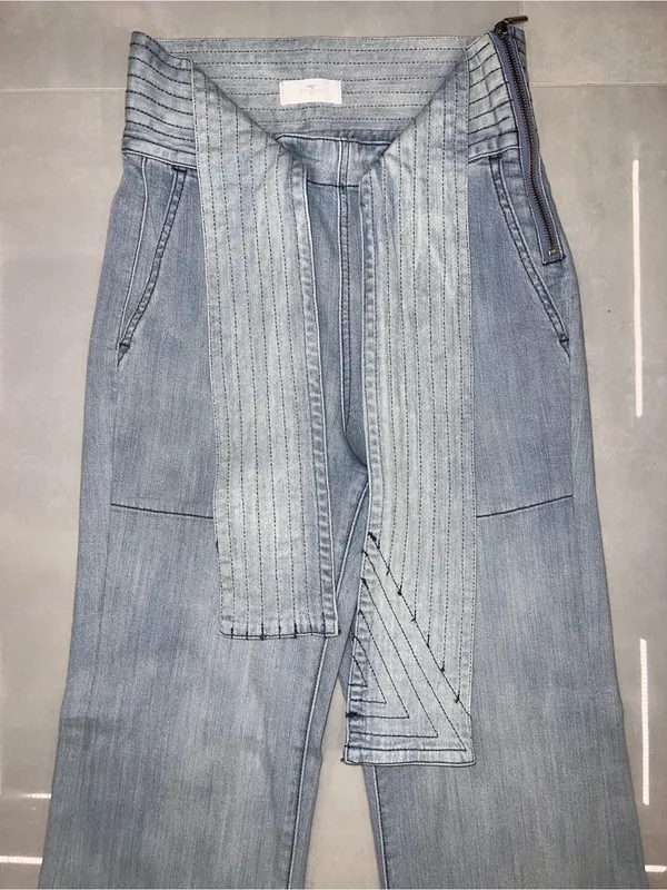 7 FOR ALL MANKIND Belted Wide-Leg Jeans - Image 5