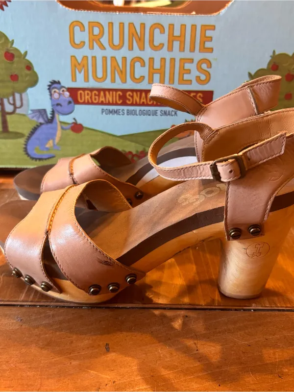 Flogg womens leather platform clog sandals tan 8 - Image 2
