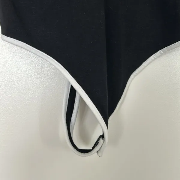 EXPRESS Black Tipped Low Cut Bodysuit, Medium - Image 3