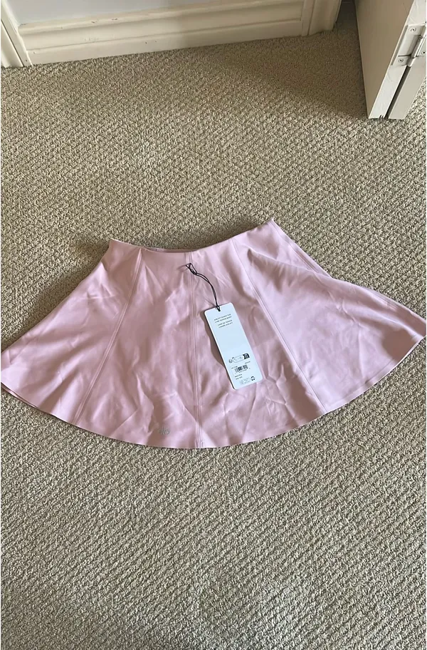 Alo Yoga Ballet Pink Tennis Skirt Airlift Down The Line - Image 2
