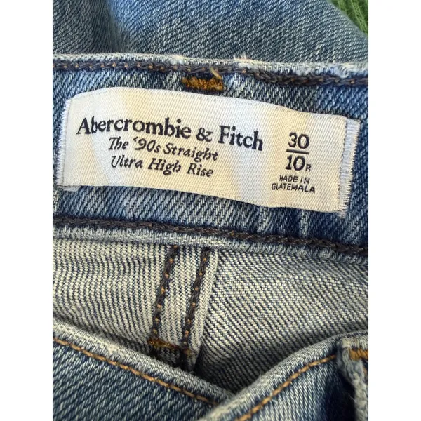 Abercrombie & Fitch 90s Straight Ultra High Rise Jeans Light Wash 30 crossover - Image 3
