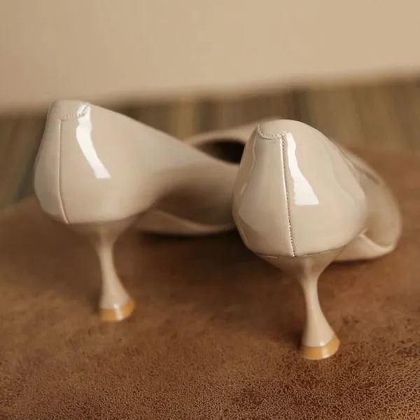 Shein pointed nude patent leather heels size 8 - Image 4