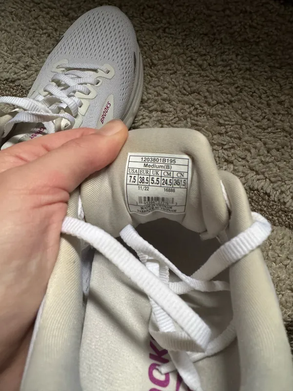 Brooks Ghost 15 Running Shoes Women’s - Image 3