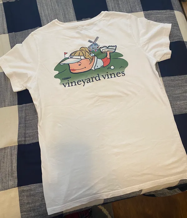 Vineyard Vines Tshirt - Image 2
