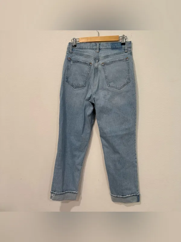 Abercrombie & Fitch Curve Love High Rise 90’s Straight Jean Light Cuffed Hem 29 - Image 7