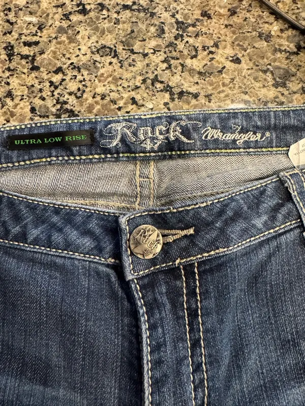 Rock & Wrangler Ultra Low Rise Flare Jeans 9x33 Y2K Blue Denim - Image 3
