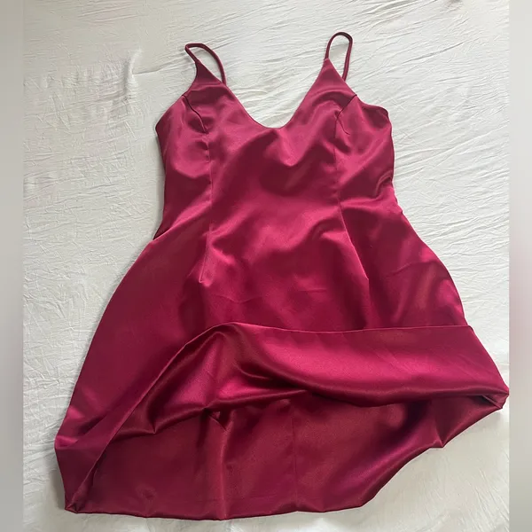 OOTDFash Burgundy Satin Dress Size Medium‎ - Image 10