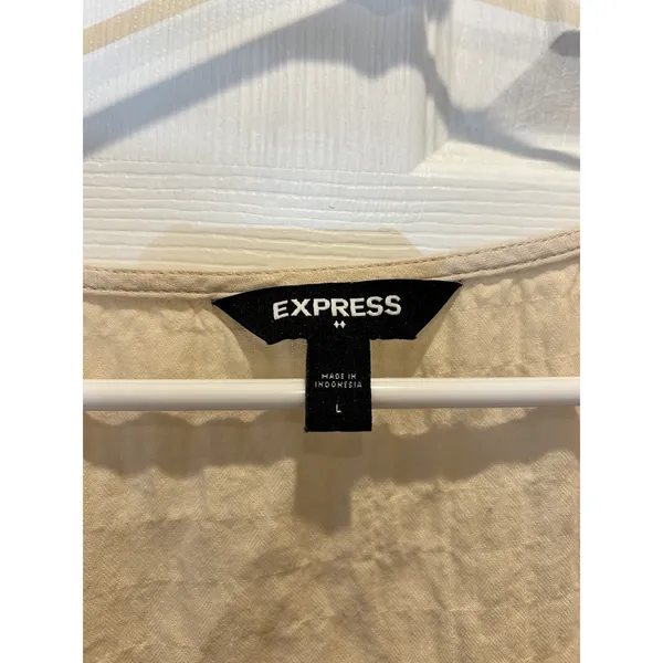 Express‎ Womens Beige Ruffle Button Front Pintuck Sleeveless Blouse Top L Boho - Image 5