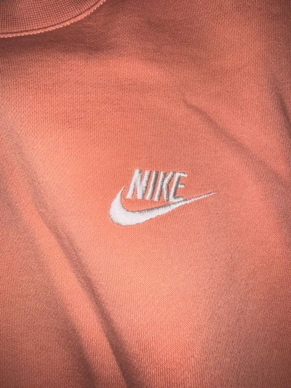 Nike Crewneck Sweatshirt - Image 3