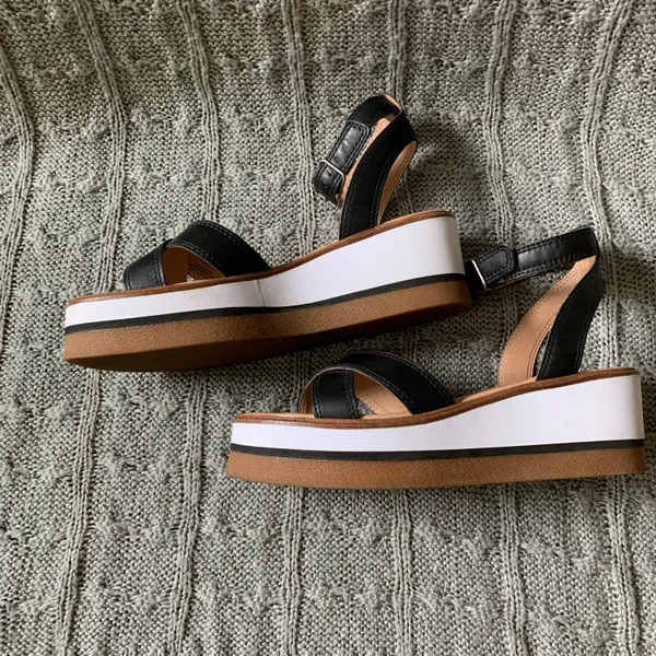 Women's Tarhi Wedge Sandal SZ 7 - Image 3