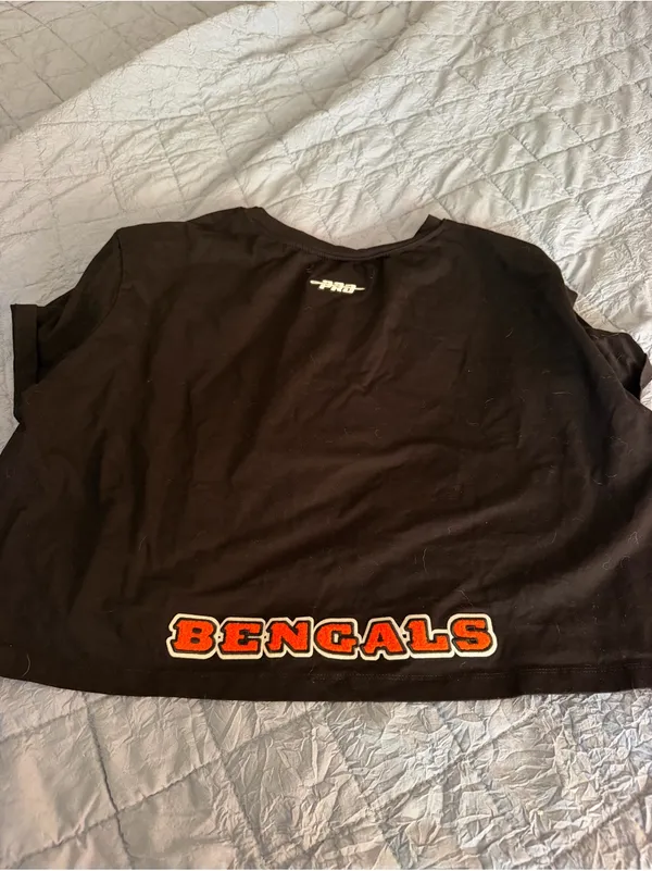 Cincinnati Bengals Pro Standard Joe Burrow Crop Top 2XL - Image 3
