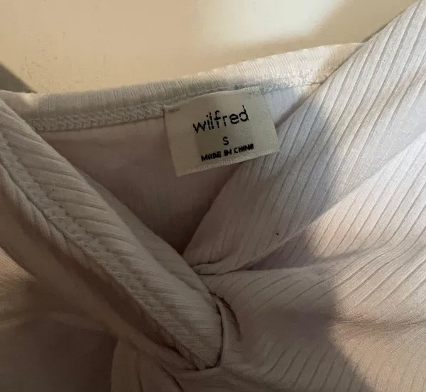 Aritzia Wilfred White Cropped Top - Image 3