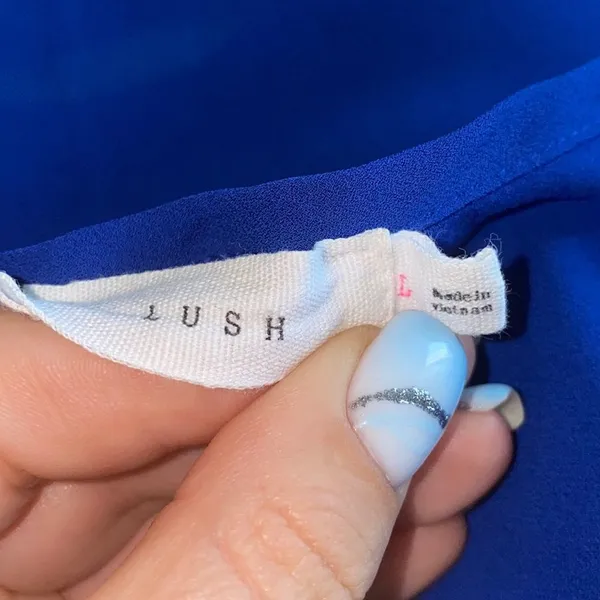 ✨ Lush Womens Sleeveless V Neck Royal Blue Top✨ - Image 6