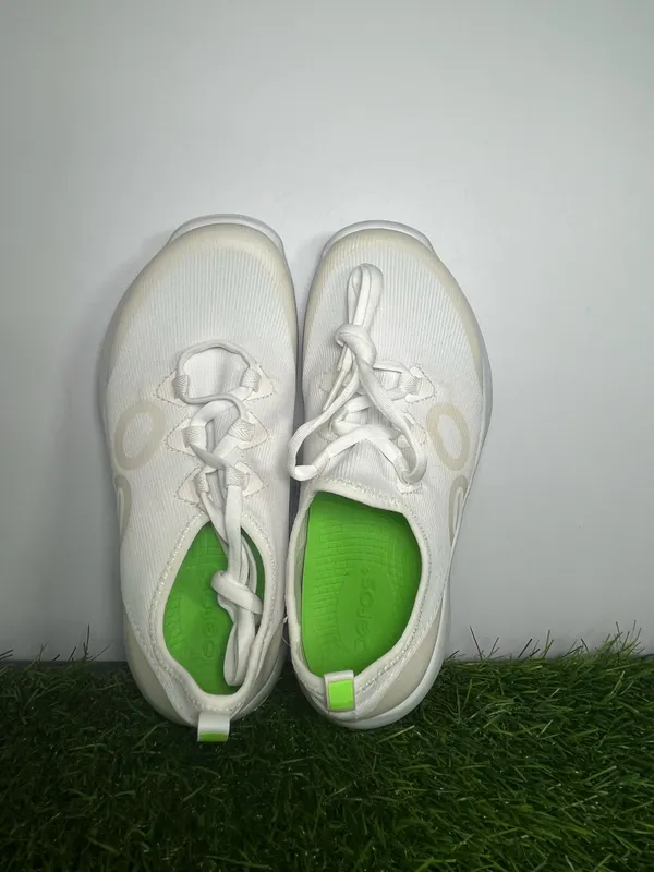 OOFOS Lightweight Comfort Shoes White Cream Women’s Size 5 - Image 5