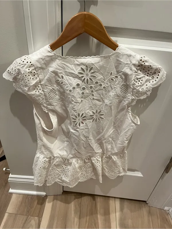NWT Farm Rio Off-White Embroidered Lace Sleeveless Eyelet Blouse Top S - Image 5