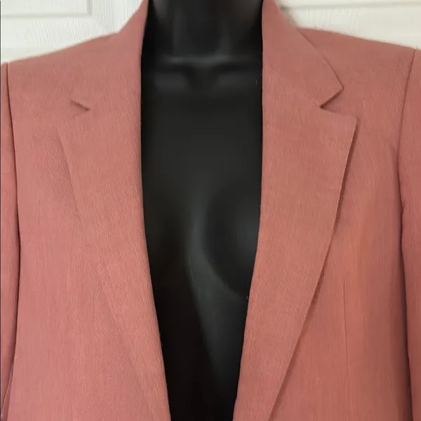 Jos. A. Bank Sophisticated Pink linen Blazer with Notched Lapel and Relaxed Fit - Image 5