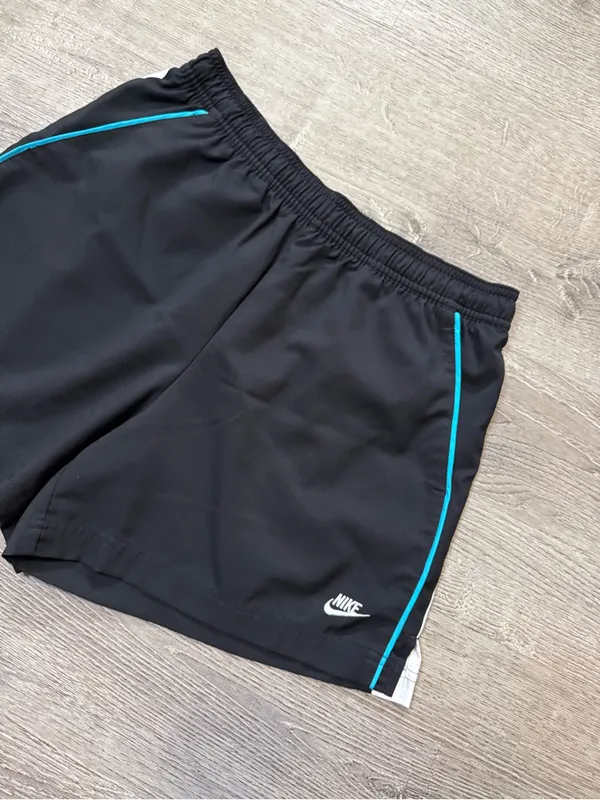 •NIKE• RUNNING SHORTS - Image 2