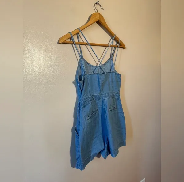 SALE! Blue LOFT Chambray Linen Blend Romper Size 0P EUC - Image 4