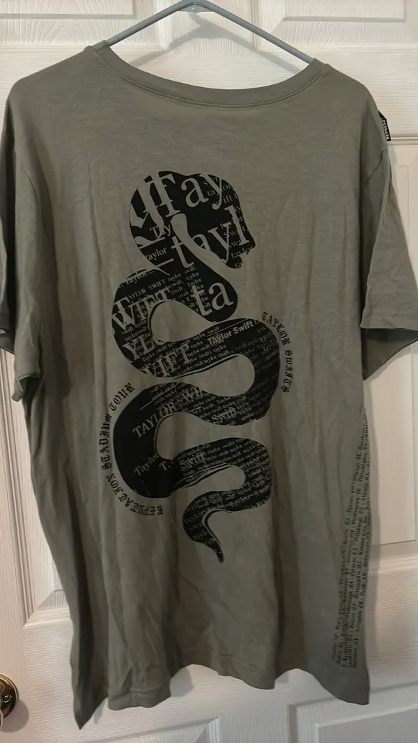 Taylor Swift Reputation Shirt - Image 2