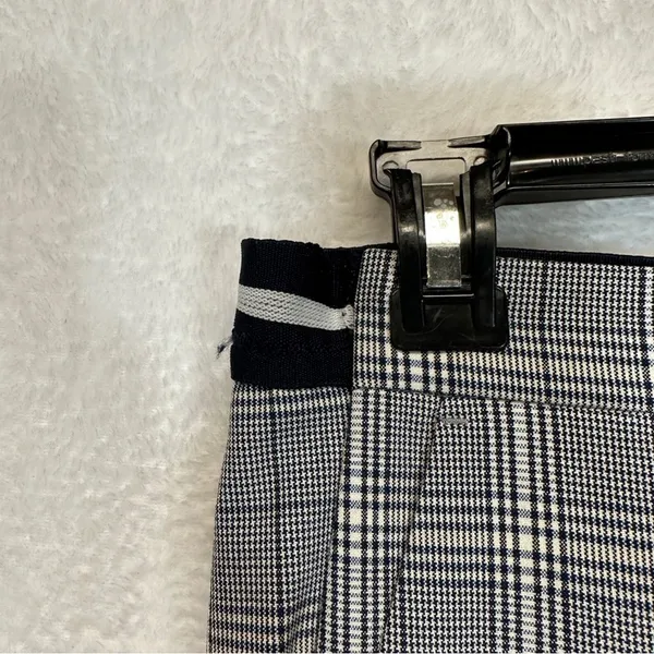 Zara Gray & White Striped High Rise Cropped Pants Size‎ S - Image 9