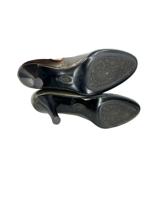 Söfft Retro Olive Green Patent Leather Heels Cutout Design Size 9 Retro Chic - Image 8