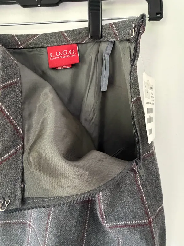 H&M Grey A-Line Plaid Windowpane Skirt - Image 3