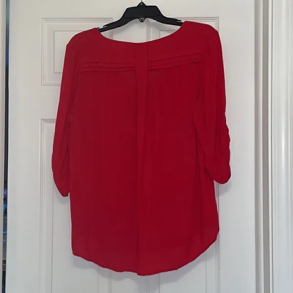 Anthropologie Maeve Red Rayon Popover Blouse - Image 7