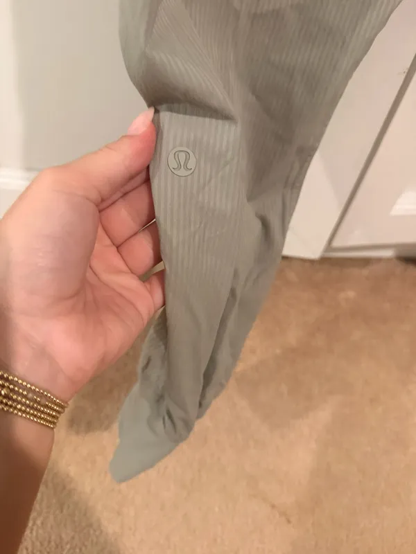 Lululemon Joggers - Image 4