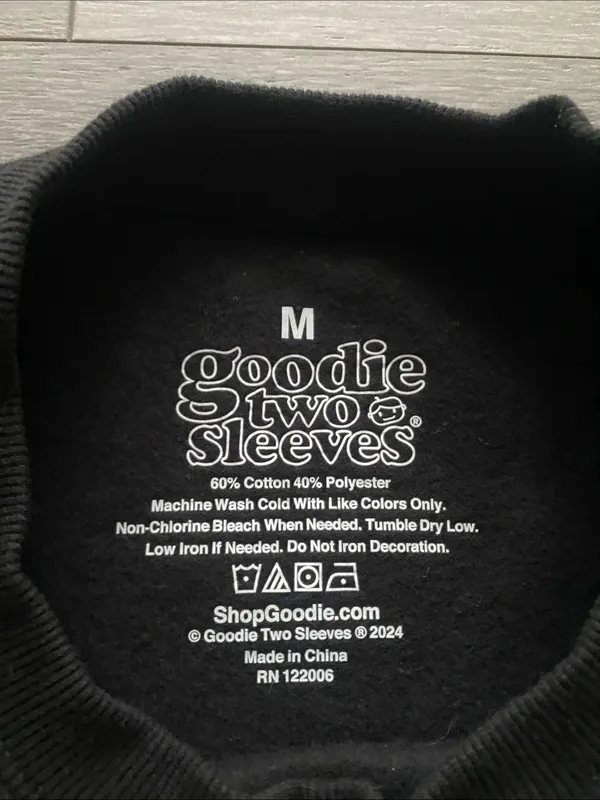 Goodie Two Sleeve Champagne Sweatshirt Womens Sz Medium Crew Neck Party New Year - Image 3