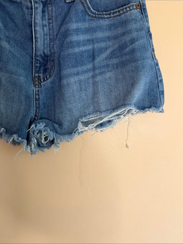 Rewash Distressed Light Blue High-Rise Jean Shorts - Image 4
