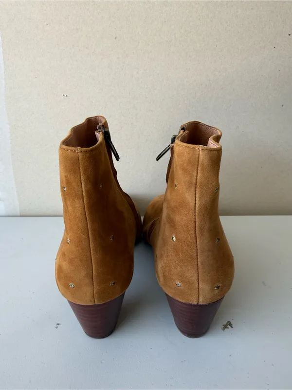 MADEWELL The Bea Boot in Embroidered Suede - Image 9