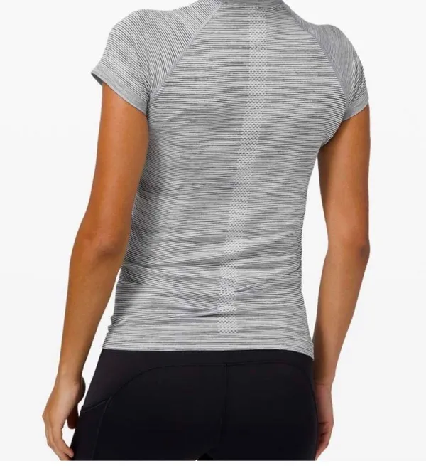 Lululemon Swiftly tech 2.0 short sleeve size 8 - Image 2