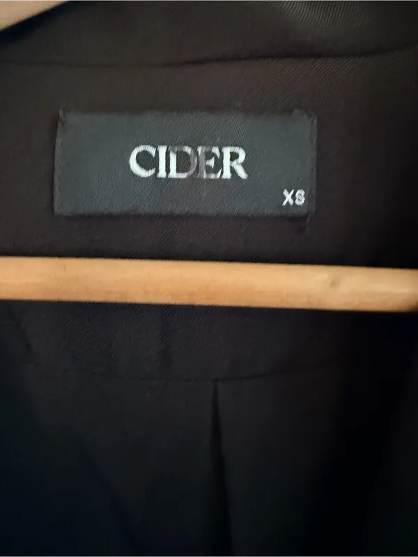 Cider Black Midi Blazer Dress - Image 3