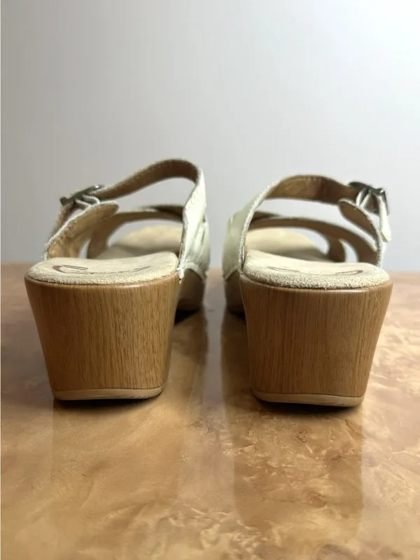 Dansko White Leather Comfort Wedge Sandals Size 39 US 8.5-9 - Image 4
