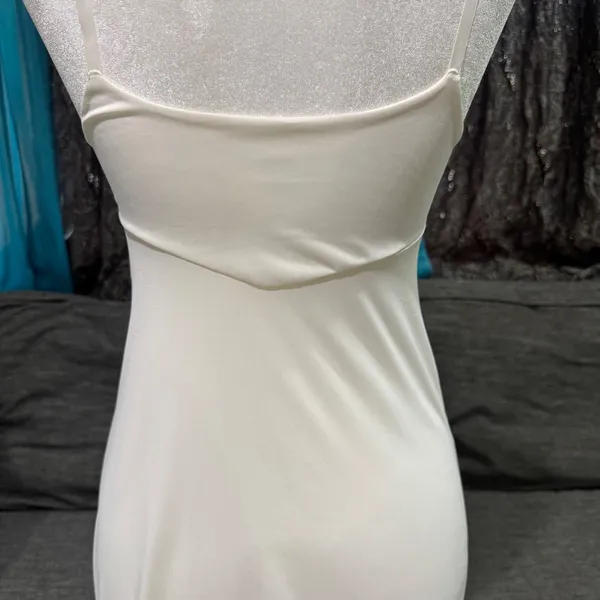 Vintage White Full Slip Lace‎ Trim Adjustable Spaghetti Straps V-Neck Mid-Length - Image 9
