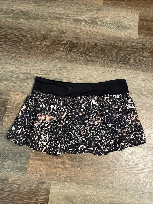 lululemon athletica Pace Rival Skirt Geometric Print Skort Size 12 - Image 2