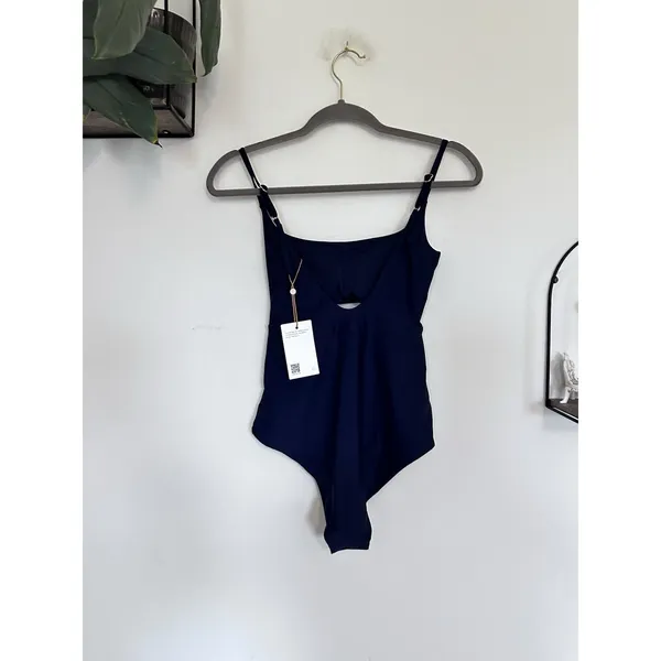 NWT Quince Deep Navy Blue Italian Cut Out One-Piece Swimsuit Sz Medium - Image 4