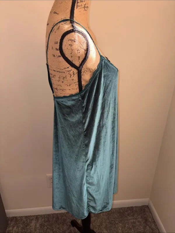 Victoria's Secret Emerald Victoria Secret Velvet Slip Dress - Spaghetti Strap - Image 7